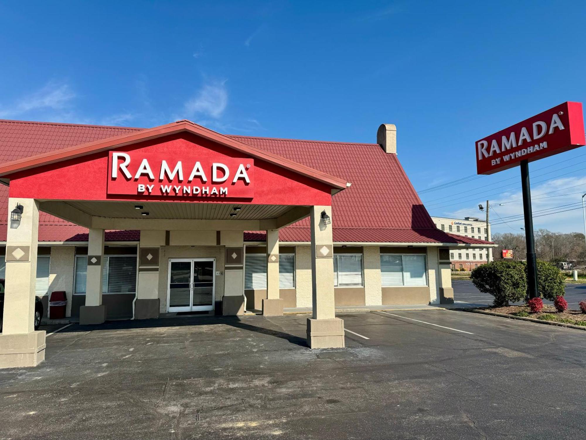Готель Ramada By Wyndham Ламбертон Екстер'єр фото
